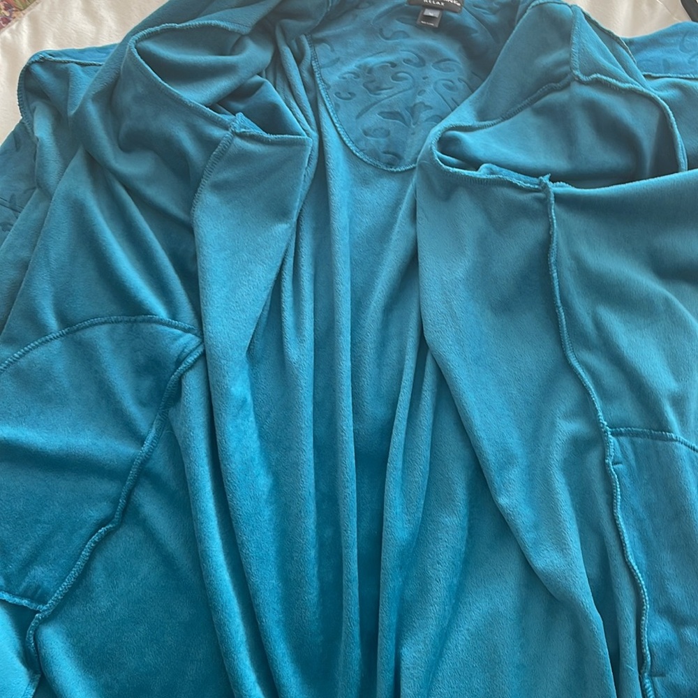 NWT Miss Elaine super soft plush zip up long robe - Picture 6 of 8